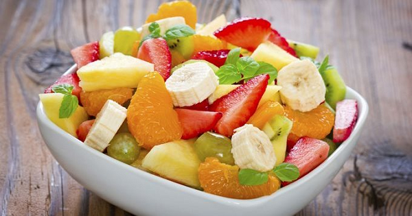 fruktovii_salat_z_iogurtom_recept